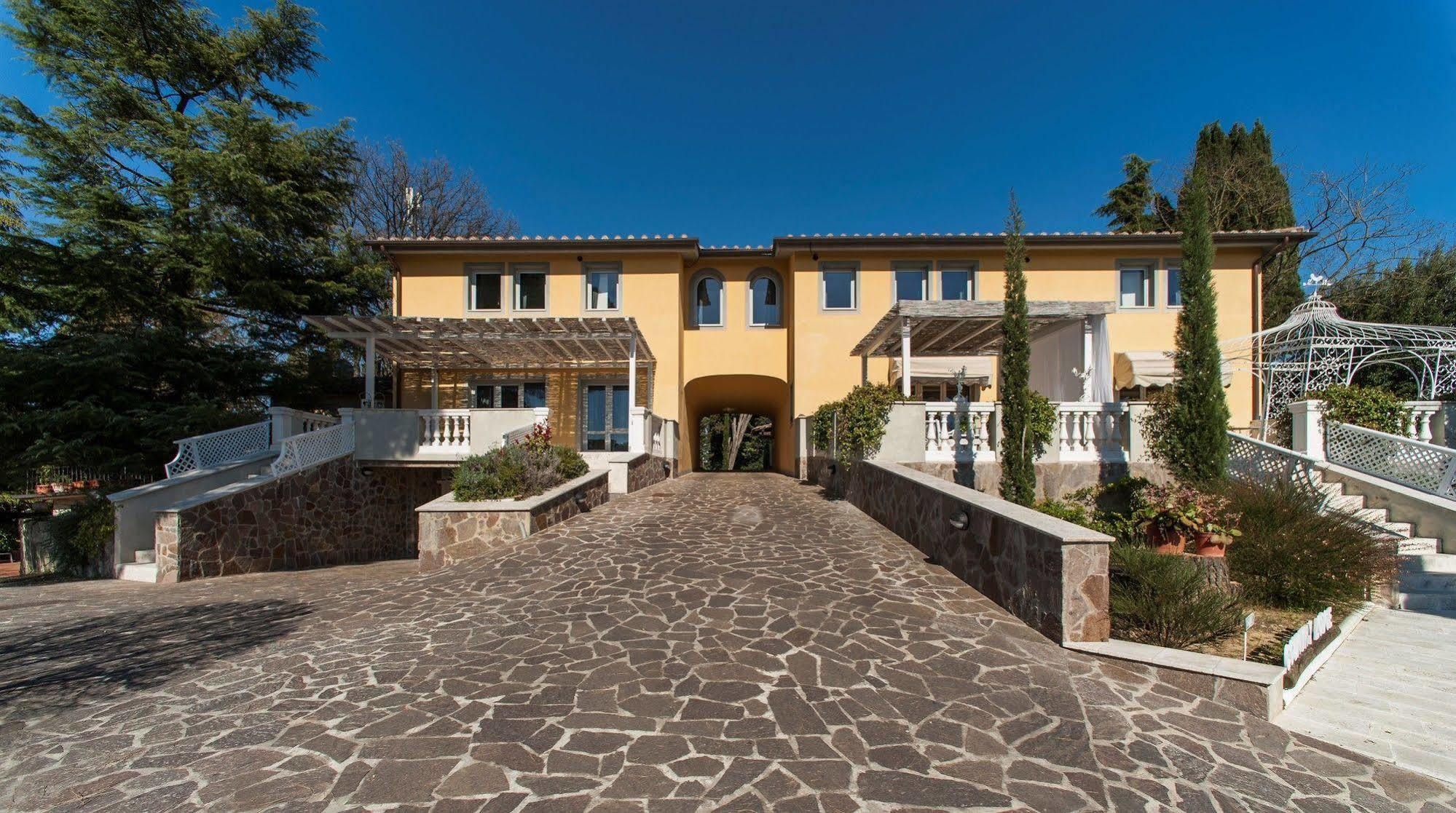 Country Lodge B&B Сиена Экстерьер фото